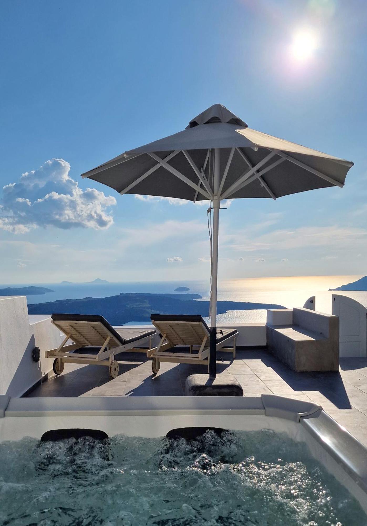 Willa Karpimo Horizon - Caldera View With Private Hot Tub Firostefani Zewnętrze zdjęcie